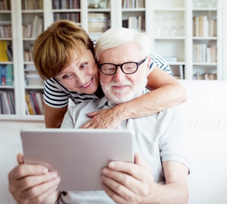 two patients on a computer