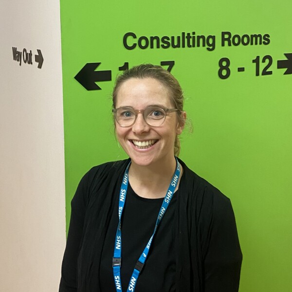 Dr Fiona Kelly